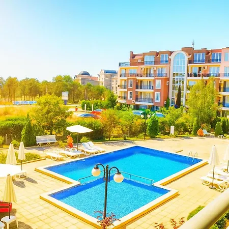 Family 2 Bdr Apart Pool View Near The Beach * Сонячний Берег